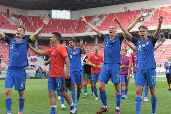 словакия-футбол-чемпионат-европы