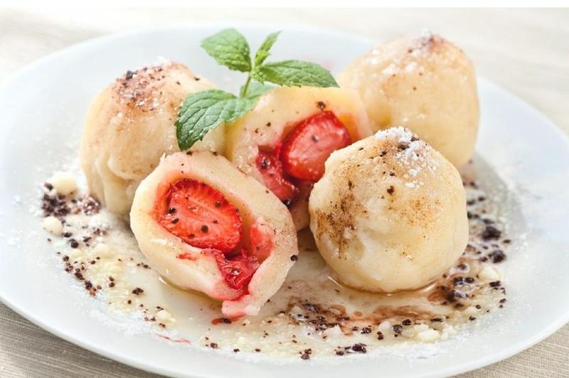 Фруктовые кнедлики. Фото worldfood.guide