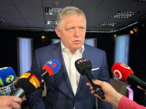 роберт-фицо