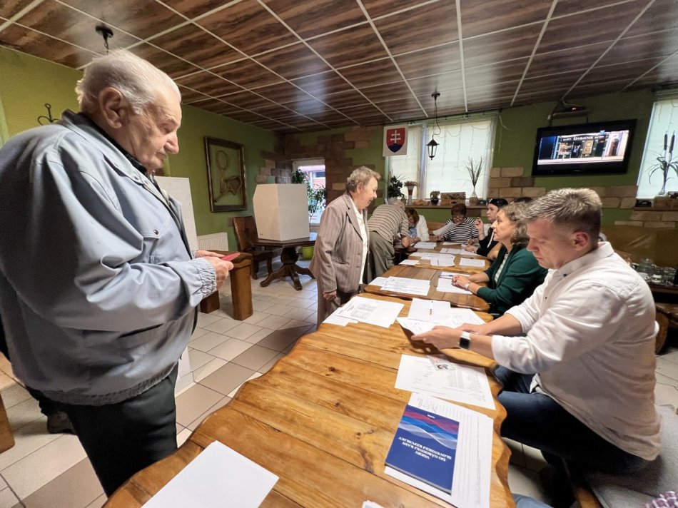 Избирательный участок в крчме в Прешове. Фото presov.dnes24.sk