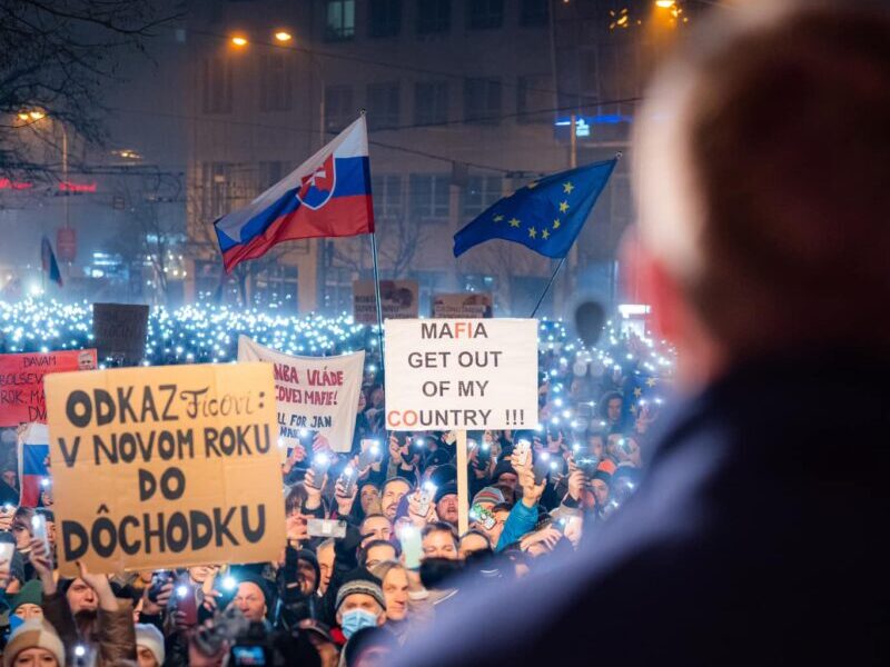 Акция протеста оппозиции 19 декабря 2023 года в Братиславе. Фото Progresívne Slovensko