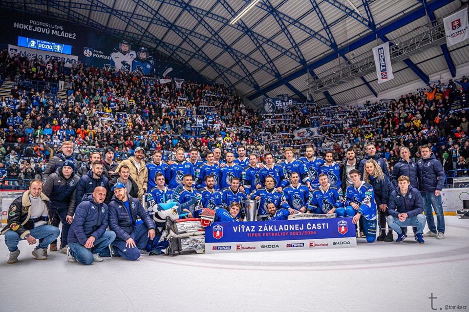 Победитель регулярного чемпионата хоккейной экстралиги 2023/24 "Попрад". Фото Tipos Extraliga