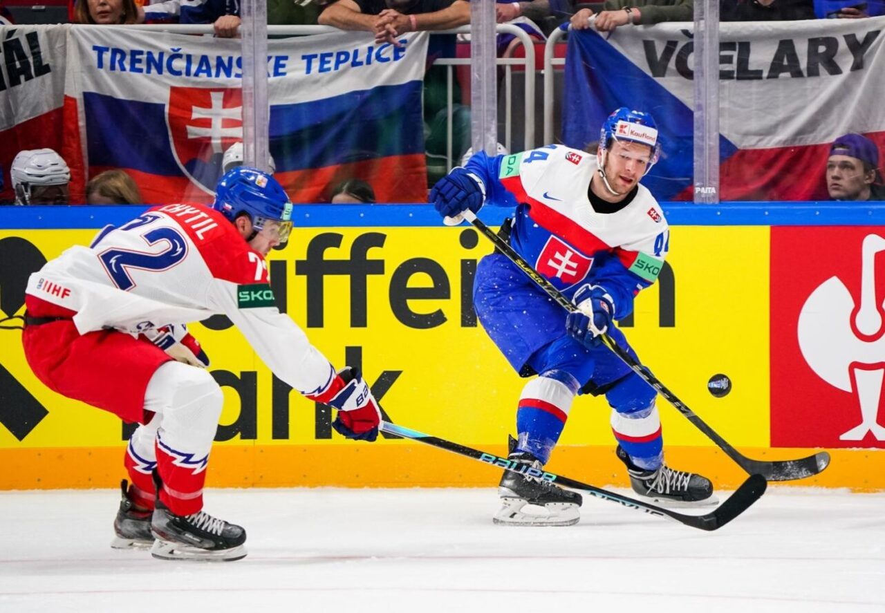 Матч сборных Чехии и Словакии на чмепионате мира по хоккею 2023 года. Фото IIHF