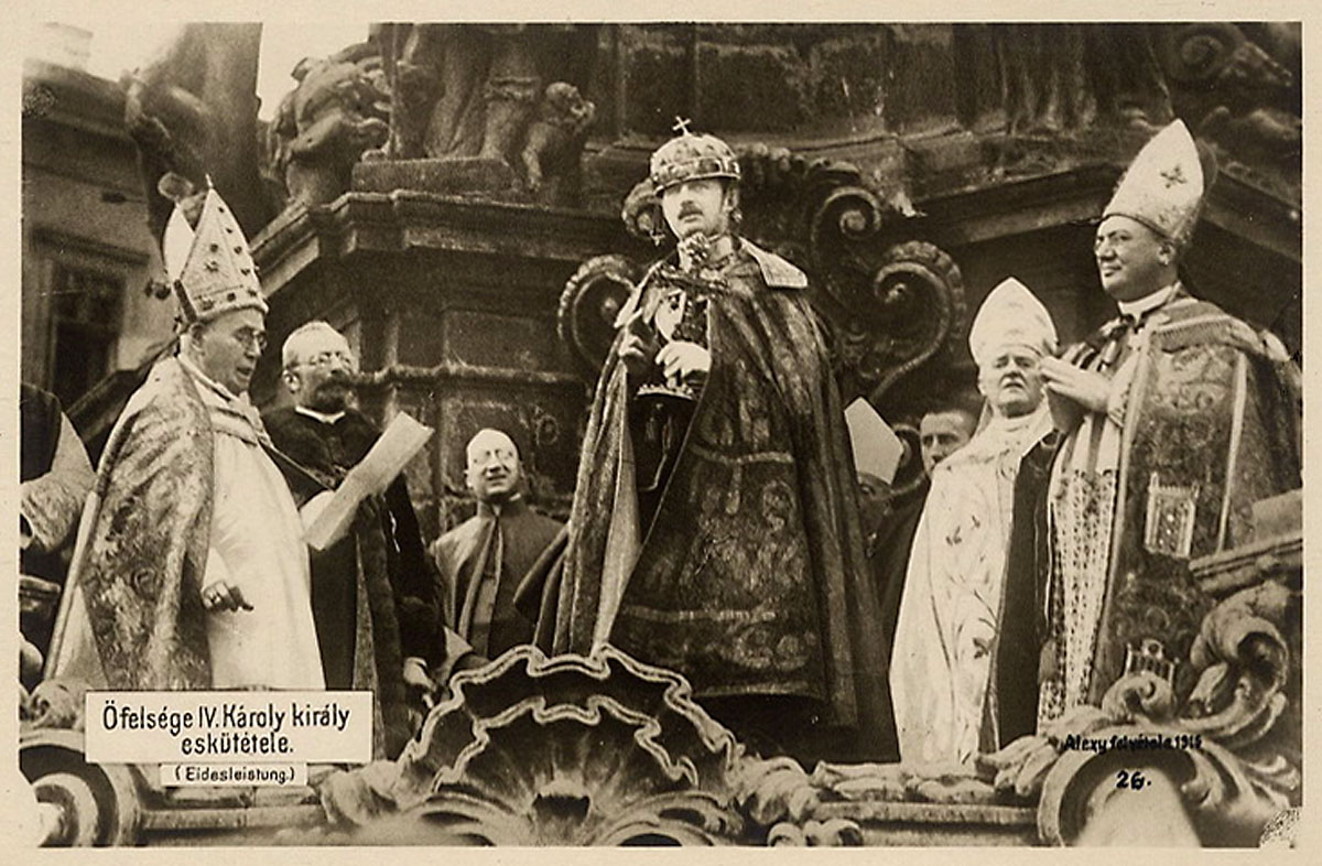 Коронация последнего короля Венгрии Карла IV в 1916 году. Фото beatificationemperorcharles.info