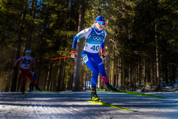 Зимние Олимпийские игры 2026. Баитлонистка Паулина Батовска-Фиалкова в гонке преследования. Фото Словацкого биатлонного союза