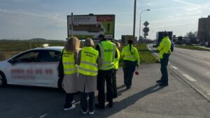 Рейд миграционной полиции в Трнаве 9 апреля 2026 года. Фото пресс-службы полиции